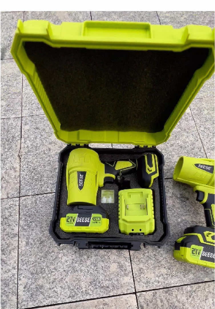 Towels fail—rags scratch, drips left! 😩 Blower only method: 5 seconds one pass clears crannies! 💨🚗 Upgraded motor/battery—longer run. Cheaper—get below! 👇#blower #CarCare #multiuse #tiktokshop #fyp 