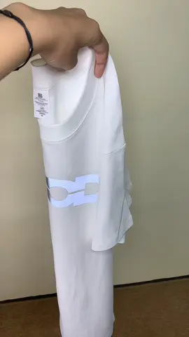 New produk❤️‍🔥super kecee bgt, cocok buat nongkrong,daily super nyaman 🤗jgn sampai ke habisan yaa🤙🏻#bajukeren #kaoskeren #oversizedshirt #tshirtoversize #fypシ゚viral 