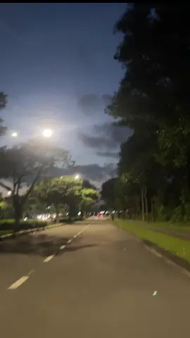 Trời Bình Dương hôm nay đẹp quá🥰#xuhuong #xuhuongtiktok #bìnhdương #chillbinhduong 