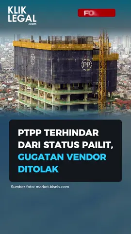 PT PP (Persero) Tbk (PTPP) akhirnya lolos dari ancaman pailit setelah Pengadilan Niaga Jakarta Pusat menolak gugatan dua vendor terkait proyek KSO PP-Urban. Hakim menilai tidak terbukti adanya utang yang jatuh tempo dan dapat ditagih, sehingga syarat kepailitan dalam undang-undang tidak terpenuhi. Putusan ini menjadi kabar baik bagi perusahaan konstruksi BUMN tersebut. Keputusan pengadilan sekaligus menegaskan bahwa mekanisme kepailitan tidak bisa dijadikan jalan pintas untuk menagih utang. Jika kewajiban kontrak masih dalam proses administrasi, jalur yang tepat adalah gugatan perdata atau arbitrase, bukan permohonan pailit. Hal ini menjadi pelajaran penting bagi para pelaku usaha untuk memahami instrumen hukum secara tepat. Bagi investor, kabar ini memberikan sinyal positif karena PTPP dapat menjaga stabilitas bisnis dan reputasi di pasar modal. Kepercayaan pemegang saham dan kreditor pun diharapkan pulih kembali pasca isu gugatan pailit yang sempat mengguncang. #KlikLegal #KlikLegalNews #PTPP #BUMN #HukumBisnis             