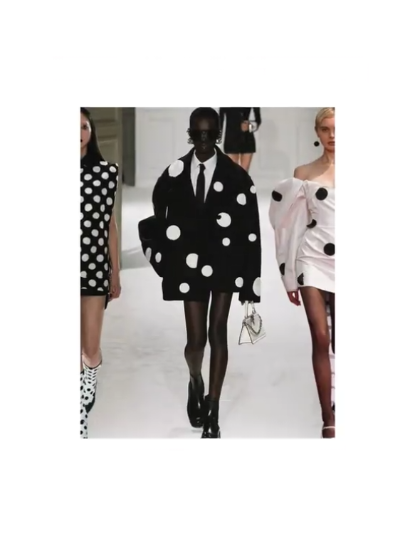 🦩️ #vibes #moodboard #addisonrae #polkadots #viral 