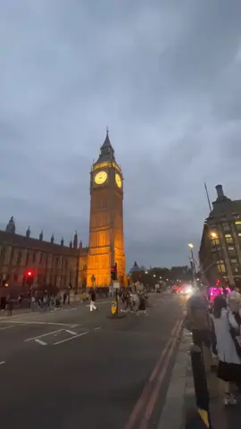 ❤Londoni aziz🖤#london #uk #foryou #fyp #foryoupage 