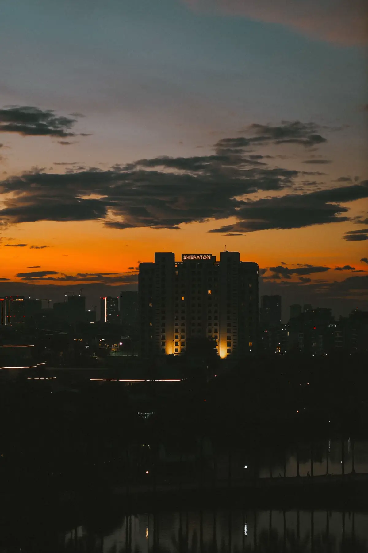 Quán cà phê có view ngắm hoàng hôn siu đỉnhhh #hanoi 