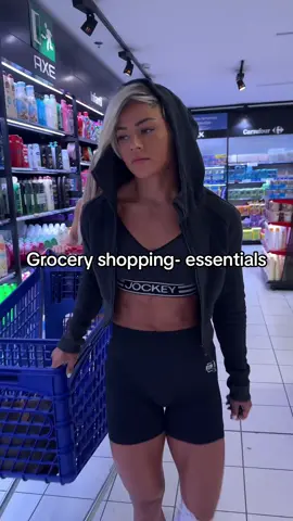 Grocery shopping - essentials @Sanna Gustavsson 