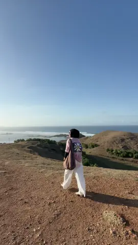 Naik Bukit Seger pakai nmax old 2DP asyik juga sambil sunrise/sunset😀 #nmax155 #nmaxold #nmax2dp #mandalika #mandalikacircuit 