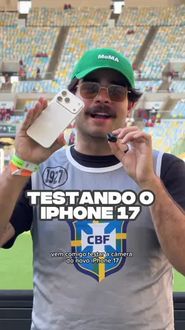 testando o novo iPhone 17 no melhor lugar possível: o maracanã. aproveitei o flamengo x vasco pra ver o que essa câmera nova de 4x conseguia me entregar #apple #iphone #shotoniphone #flamengo #vasco 