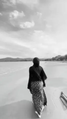 #fyp #kendarisulawesitenggara #pantaivibes 