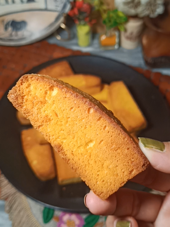 Homemade Cake Rusk Recipe | Crispy Snack Recipe for Tea Time #cakeruskrecipe  #snackrecipes  #teatimesnacks  #creatorsearchinsights #foryoupagе 