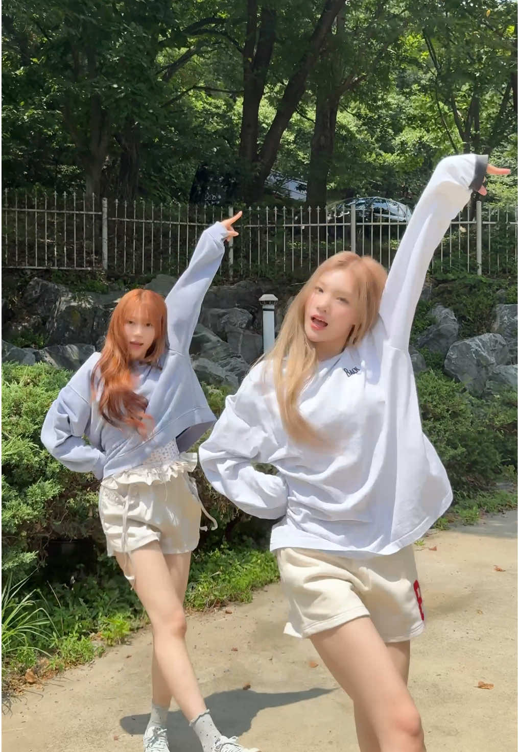 pretty please on me #Hearts2Hearts #하츠투하츠 #JUUN  #YE_ON  #PrettyPlease
