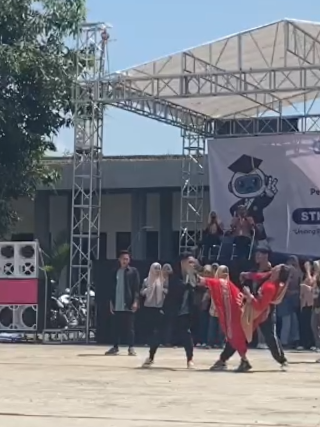 Langsung jadi anjeli  #pkkmbstkippgrilumajang2025 #kuliah #pkkmbcore #Taricowokindialucu #masukberanda 