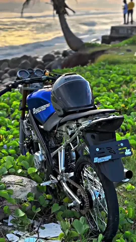 𝙪𝙙𝙖𝙝 𝙨𝙖𝙢𝙥𝙚 𝙢𝙖𝙣𝙖 𝙣𝙞𝙝 🤘😈 #vixionbigetrone #vixionss #vixionmodifikasi #fakesituation⚠️ #fyi 