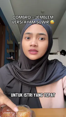 kenalan sama combro ternyata jemblem yg dimodif isi ayam suwir 😆