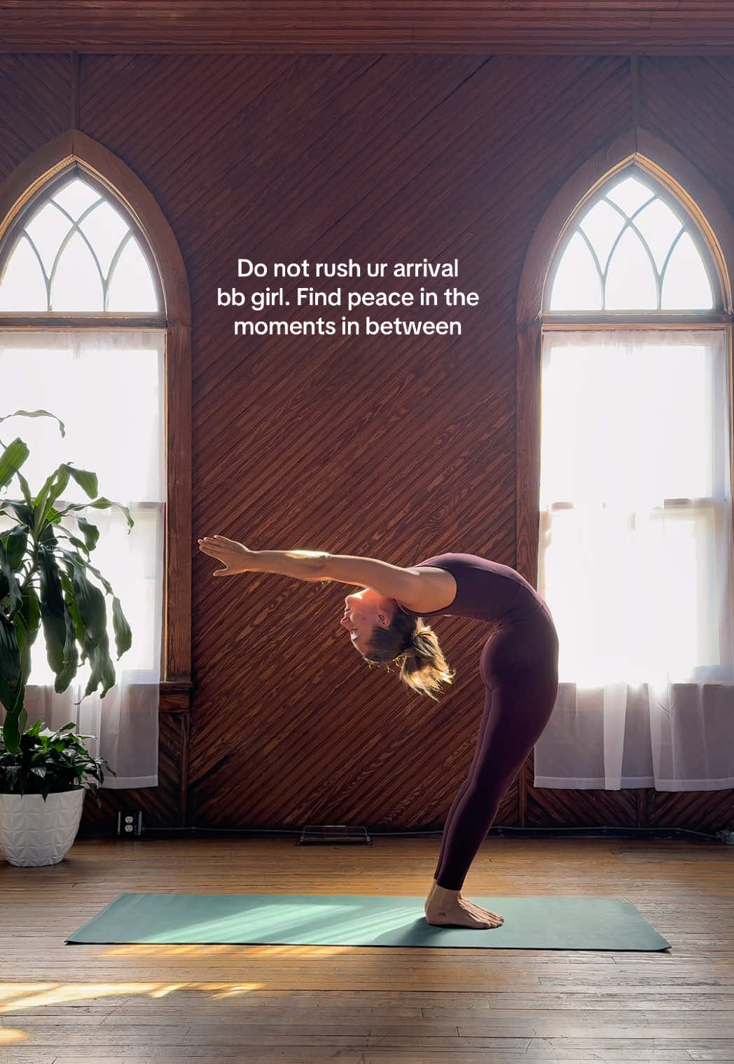 Yk what they say yogis love the journey and release urgency to get to the destination #yogaflow #yogagirl #yogapose #yogainspiration #mindfulmoments 