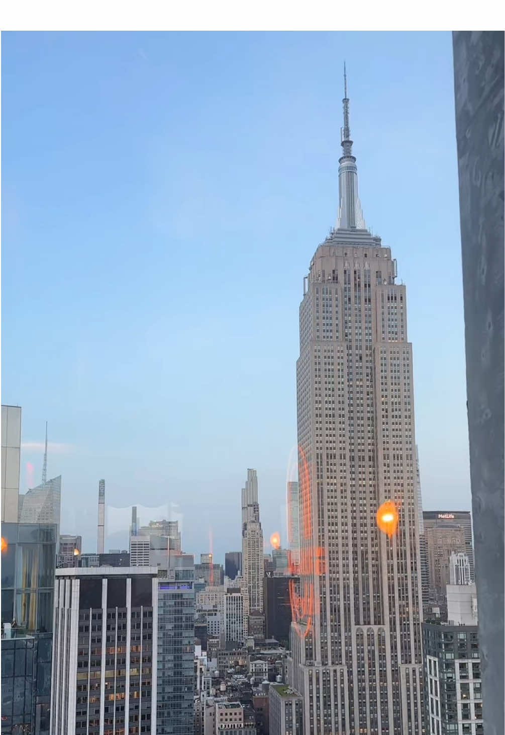 Good morning, New York City ☕️  #newyorkcity #manhattan 
