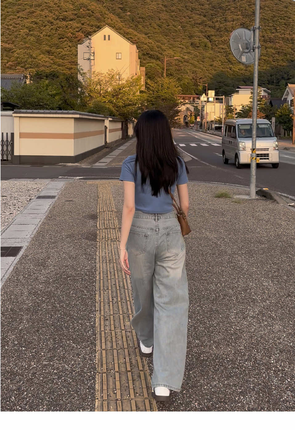 nắng chiều vàng hay lá đã thay màu #fyp #xuhuongtiktok #nhatban🇯🇵 