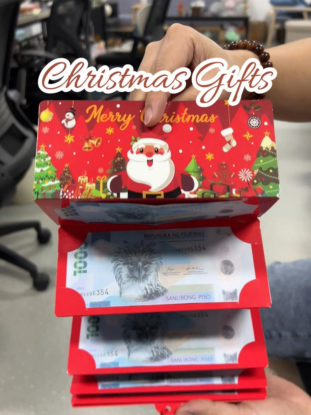 🎄Still giving boring gift cards or plain envelopes? 👀#christmasgiftideas #christmas #TikTokMadeMeBuyIt #Christmas2025 #tiktokshopbiga10sale #gifts #fyp #Christmasgifts #StockingStuffers