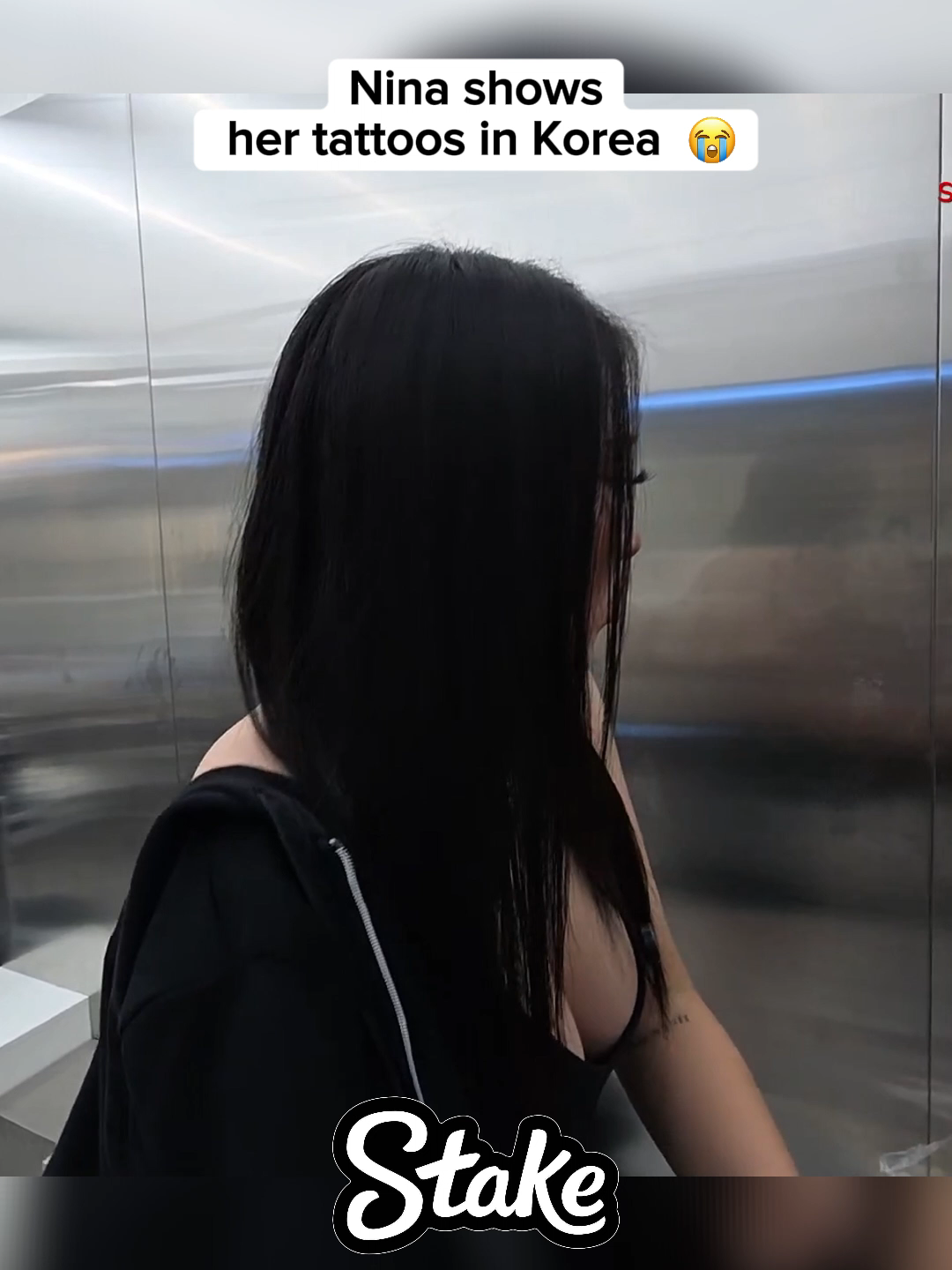 Nina shows her tattoos in Korea #nina #ninadadyisback #twitchstreamer #twitchclips @n.nina666