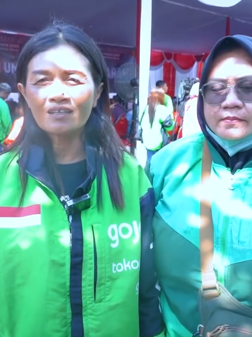 Bakti Sosial Dalam Rangka Memperingati HUT ke-80 TNI  TNI PRIMA - TNI RAKYAT - INDONESIA MAJU