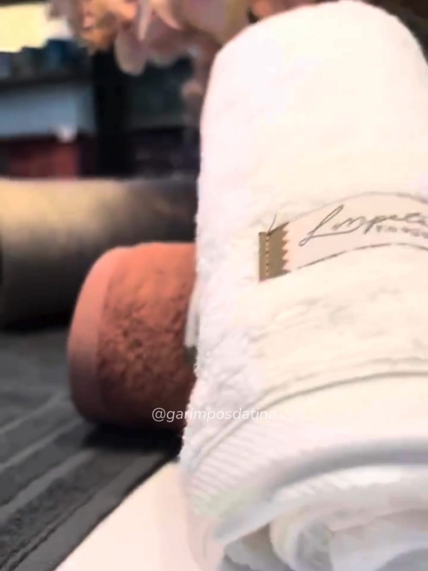 Jogo de Toalhas de Banho Gigante Egípcia — 2 Toalhas Banho e 1 Toalha de Rosto toque de luxo e maciez todos os dias. confeccionadas em algodão egípcio de alta qualidade, são perfeitas para transformar seus momentos de cuidado em uma experiência de conforto e sofisticação.🛁✨ Siga @garimposdatina Comente quero para eu enviar o link Tem uma amiga precisando? Compartilhe! ✨ #superofertas #melhorescompras #ofertasimperdiveis #garimposdatina #garimposcasa #jogotoalhas #algodãoegipcio  #casaderica