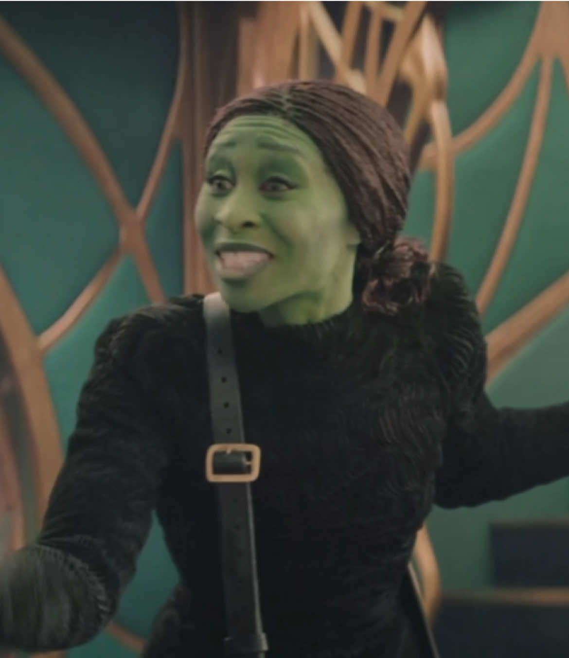 ignore how AWFUL these transitions are but here’s a happy edit of the day they deserved x #wicked #wickedforgood #glinda #elphaba #edit 