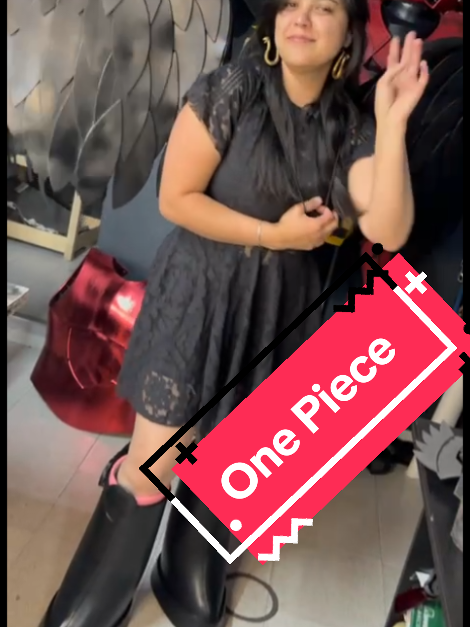 #onepiece  fabricamos algunas piezas de los seraphin de one piece  muchas gracias a  @Angie Garcia por los aretes    #seraphine #boahankock #bogota #cosplay 