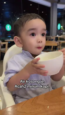 Besar betul gelas dia. #yusuf #fyp #tabarakallah #mashaallah 