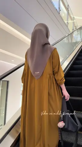 Suka banget sama Dress bahan kaos #rekomendasidress #dresskaos #ootdhijabsimple #foryoupage #fypage 