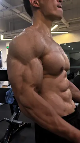 #ผู้ชายจีนคือของหวาน #chinesehotmans #ผู้ชายมีกล้ามคือของหวาน #muscleman #ผู้จีนงานดีย์🇨🇳🇨🇳 