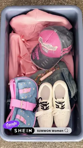 Embarque inmediato: los conjuntos FW25 listos para despegar 🍂❄️✈️ ¿Qué conjunto se merece un asiento en primera clase? 👇 #OwnTheSZN #SHEINtrends