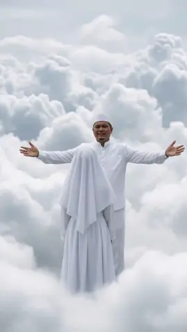 sejak kecil ayah selalu berusaha memberikan dan mewujudkan semua keinginanku... ternyata ayah sedang bergelut dengan waktu sebelum terbang begitu jauh 🥹🥀 Al-fatihah ayah 🤍✨ #titiprindubuatayah #rinduayah 