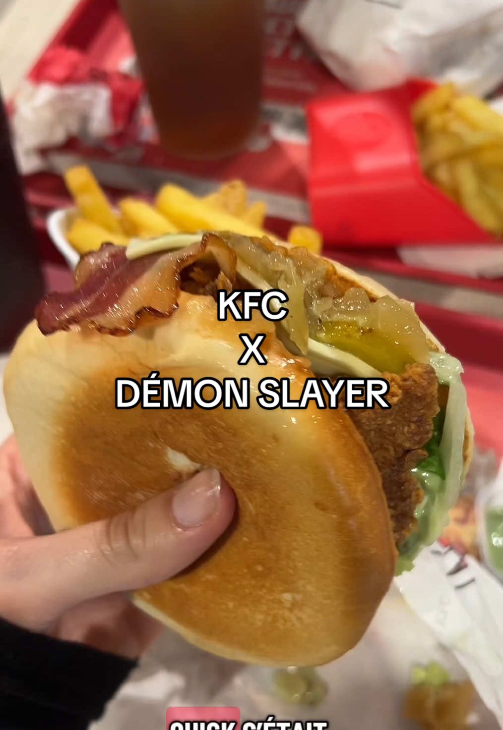 Y’avait plus les tshirt Tanjiro, il restait que Nezuko :(    #demonslayer #kfc 