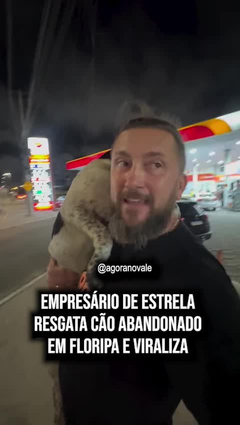 🐾 Empresário de Estrela emociona ao resgatar cão abandonado em SC O empresário Kiko Decker, natural de Estrela, viralizou nas redes sociais após resgatar um cachorro abandonado em frente à sua loja de veículos em Florianópolis. O animal, que estava assustado e faminto, foi acolhido de imediato e já recebeu vacinas, carinho e um novo lar. Agora mascote oficial da revenda, o cão vem conquistando clientes e seguidores. Para definir o nome do novo companheiro, Kiko abriu uma enquete no Instagram, transformando o gesto solidário em uma história de amor e esperança que emocionou milhares de pessoas. 📌 Mais informações em www.agoranovale.com.br . Siga @agoranovale para mais notícias #agoranovale #amor