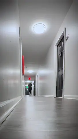 DingDongDitch Shutting the lights off #funnyvideos #funny #scarecam #funnyprank #funnytiktok 