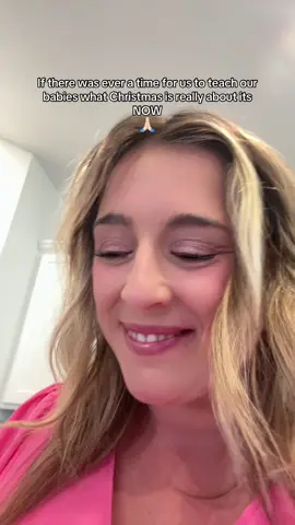 How beautiful is this miracle in a manger gift that you hide the baby every day until Christmas and then he is in the manger on Christmas morning🤍🙏🏻 #christmastraditions #jesus #godisgood 