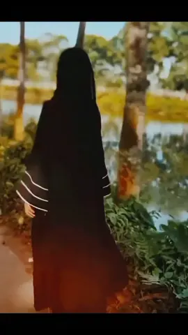 মানুষ হইয়া ফাইসা গেছি....! পাখি হলে উরে জাইতাম 😅💔