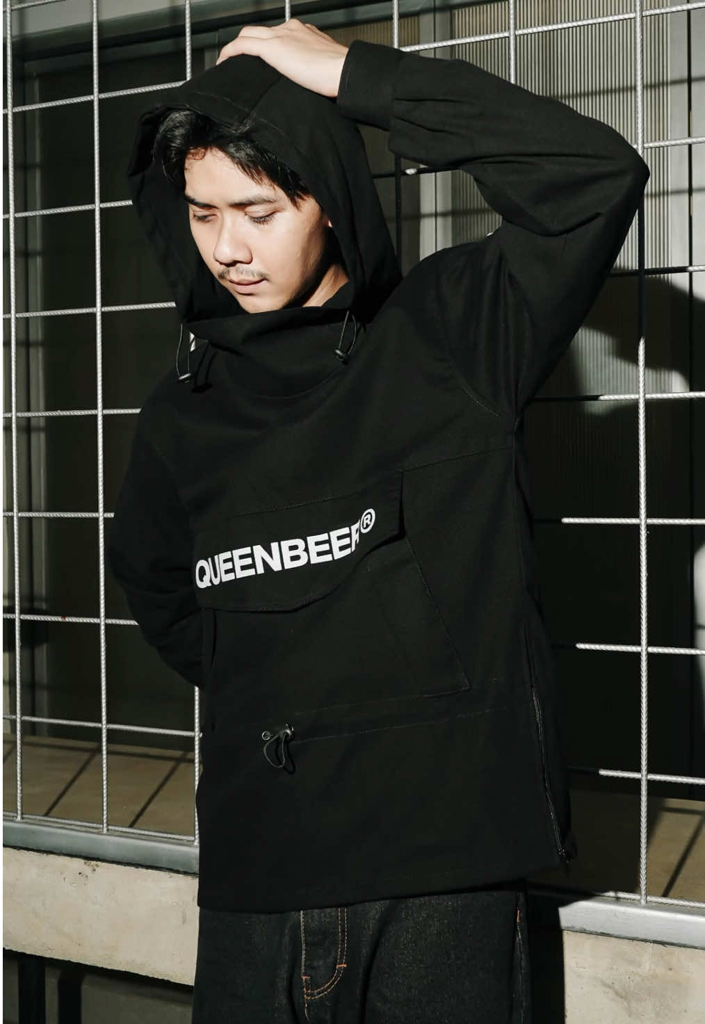 Leander Cagoule Jacket is back❤️‍🔥 Grab it fast now‼️ #jacket #queenbeer #queenbeerjeans #cagoulejacket #paydaysale 