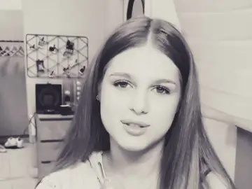 #L.EL || лера лайкнула и репостнула с двух аккаунтов 🤍  #николь #мисниколь #лера #лерасимка #edit 