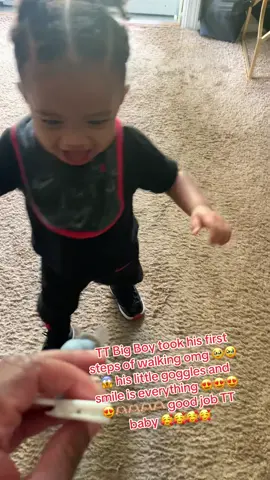 TT Big Boy took his first steps of walking omg 🥹🥹 😱 his little goggles and smile is everything 😍😍😍😍🫶🏼🫶🏼🫶🏼🫶🏼 good job TT baby 🥰🥰🥰🥰 #follow #viral #fyp #nephew #proudauntie♥️ 