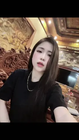 Nghệ thuật là ánh trăng lừa dốiii 😝