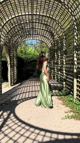 Wearing the stunning Zara gown by @AW.Bridal , a graceful piece that shines beautifully in the sunlight. Enjoy 10% off with code Amelie10 🍃