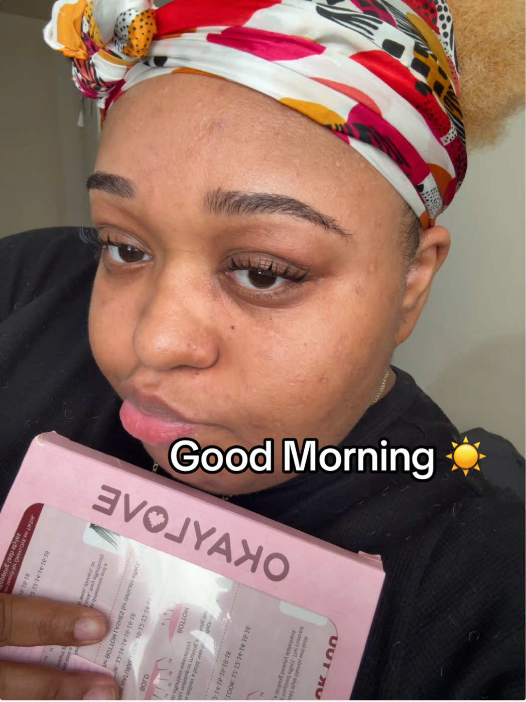 Good morning we didn’t eat breakfast yet cause we fasting but I ate these lashes up 🤭 Lash map 16 14 14 12 12  Style Lira  Have a good day everyone 💗  #goodmorning #okaylovelashclusters #okaylovelashes #lashmap #nyccreator 