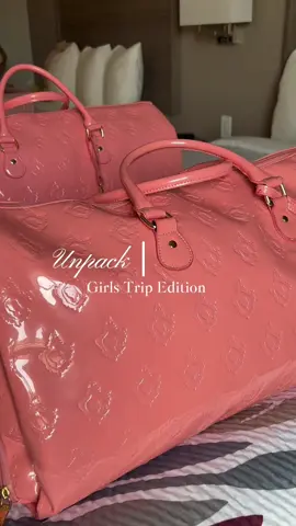 The ultimate girls trip essential #carryonbag #duffelbag #travelbag #travelmusthaves #CapCut 