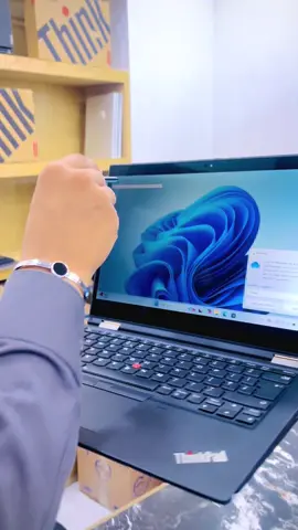 Lenovo X13 Yoga Core i7 10th generation 16Gb Ram 512NVMe SSd 1080 display backlight keyboard touch x360 #yoga 