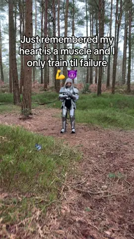 does this loop perfectly or nah #fypツviral #armour #knight #armor #fyp 