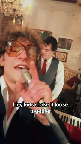 B B B Bennie and the Jets ✨ #rock #eltonjohn #bennieandthejets #70s #fyp 