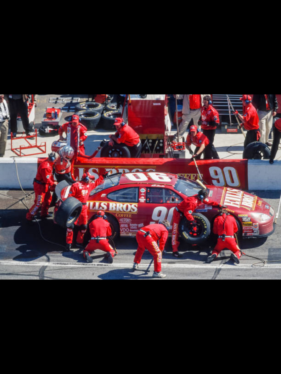 🟢⚪️🟣🟡Just some nascar pitstop🟤🔴🔵🟠   #racing #colors #nascar #racingcar #pitstop 