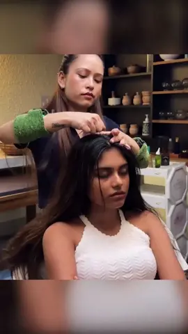 ASMR | Hair Cracking | Soothing Head Massage to Beautiful Model Katha by Mikku barber #mastershamboo #headmassage #indianmassage #asmrmassage #asmrrelax #massage #pourtoi #fvp #barber #usa🇺🇸 