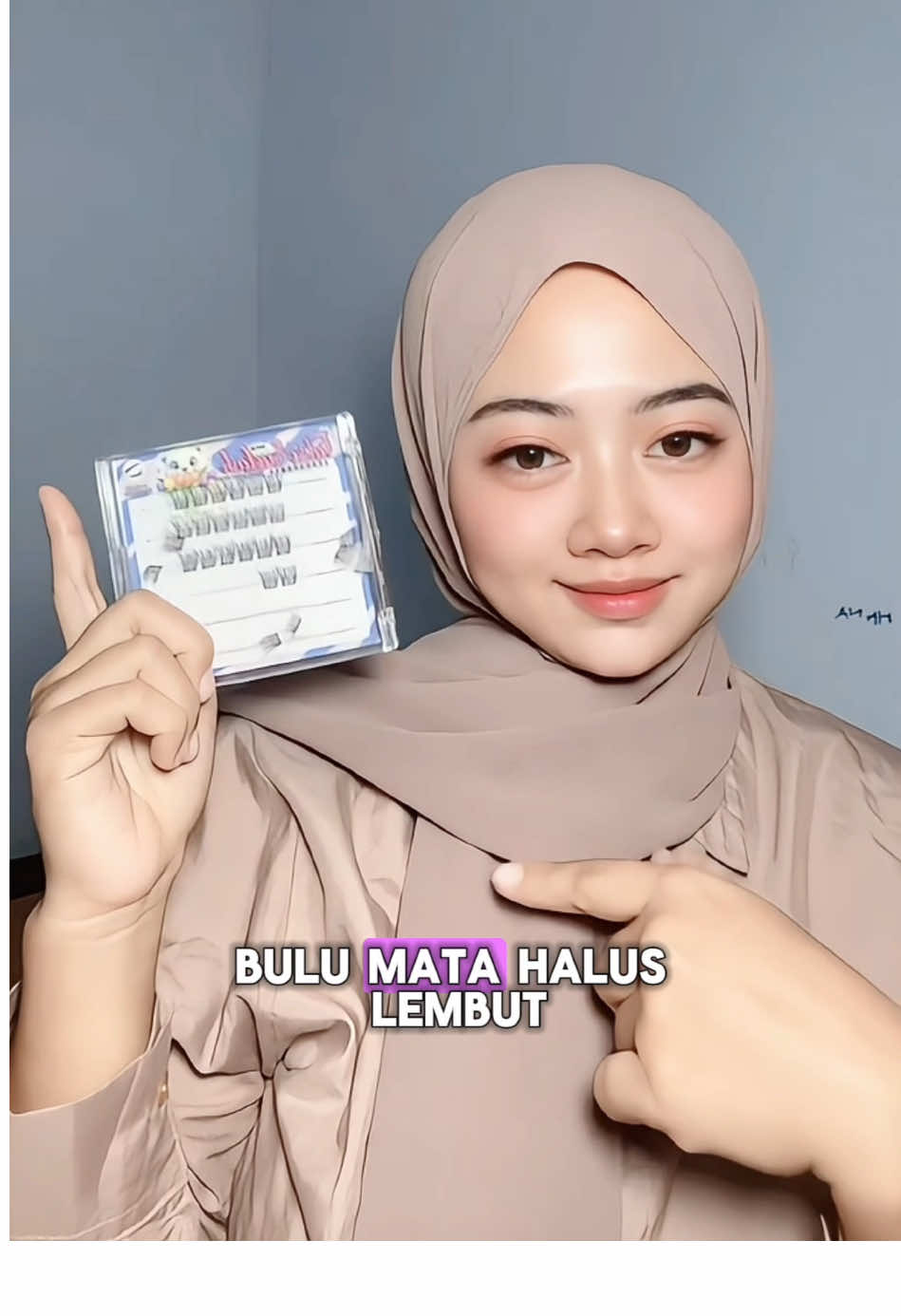 Bulu mata super lembut tanpa lem dari @BQI LASH ID cocok banget buat para pemula nih yg pengen bulu matanya seperti Eyelash tapi bisa pasang sendiri dirumah 😍 mana murce sekali wajib beli sih ✅ cuss sebelum kehabisan promonya #bulumatapalsu #bulumatapalsumurah #bqieyelashes #bqilash #eyelash 