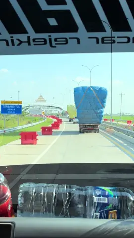 Pati untuk indonesia bagian kulon #storytruck #drivermuda #fypage #kasurbalap #platk 