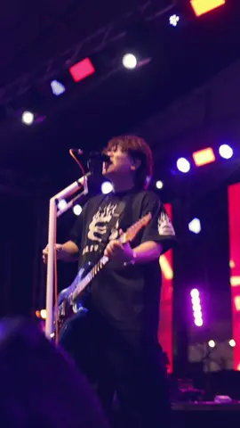 ท้ายปี solo @tee.onlymonday #onlymonday #ท้ายปี 